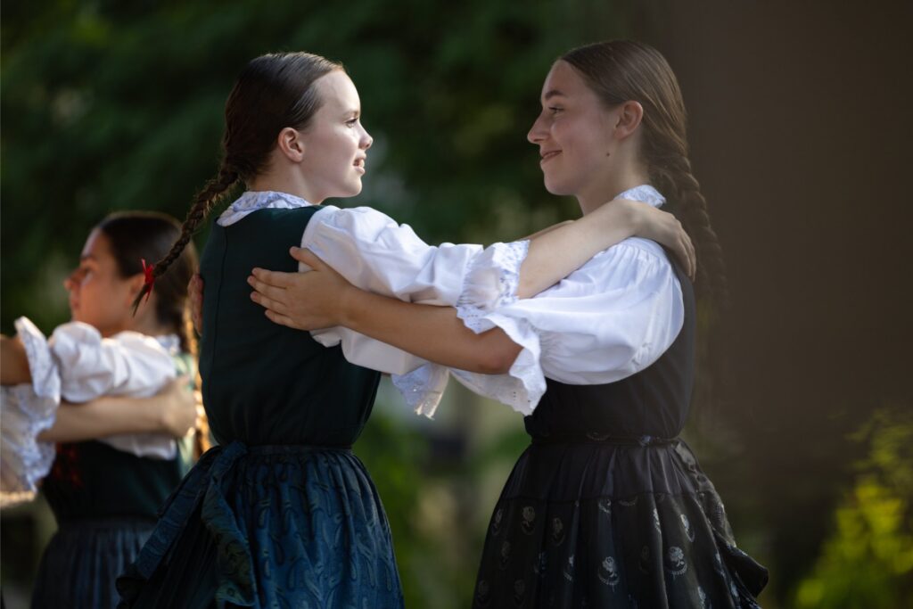 10. Folklorašić