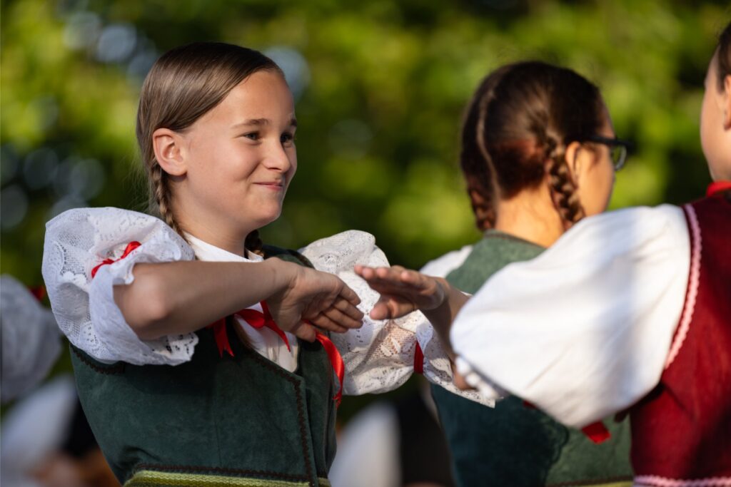 10. Folklorašić