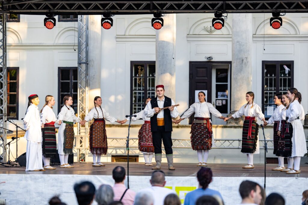10. Folklorašić