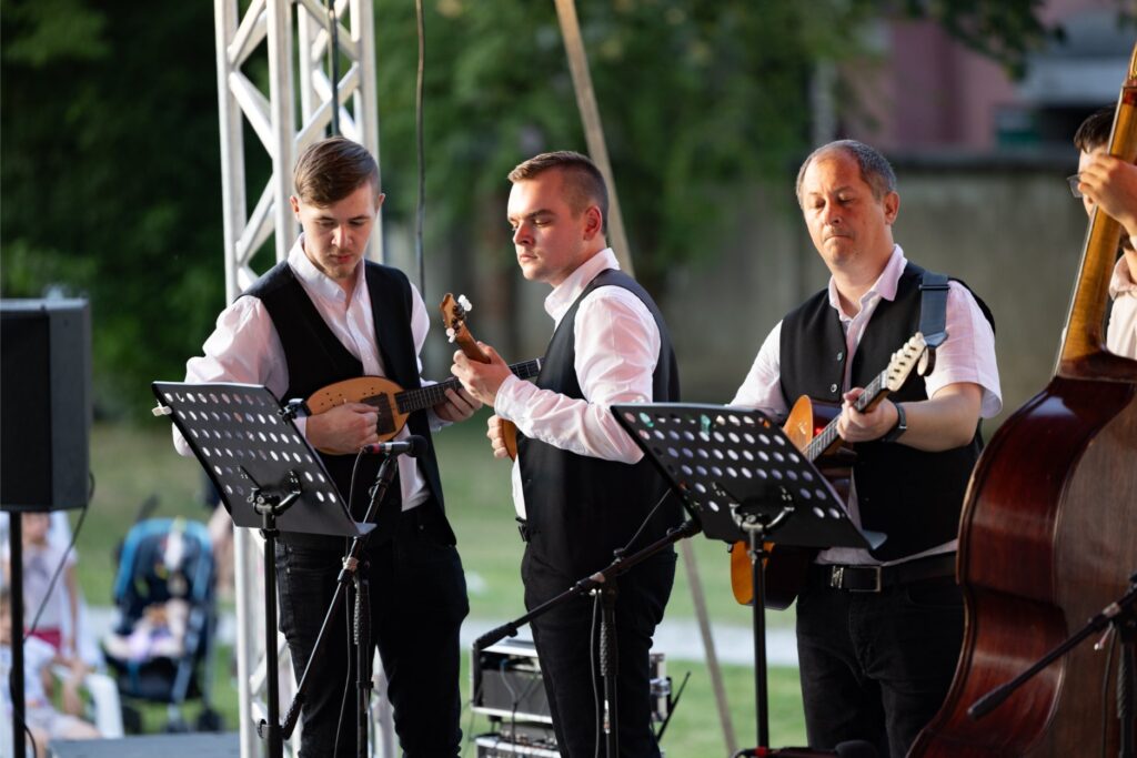 10. Folklorašić