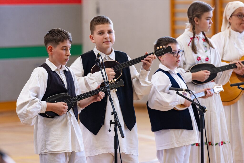 11. Folklorašić