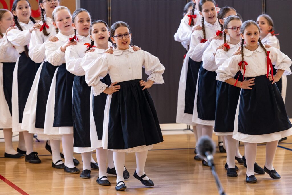 11. Folklorašić