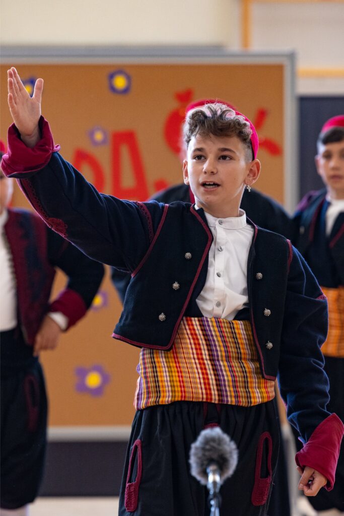 11. Folklorašić