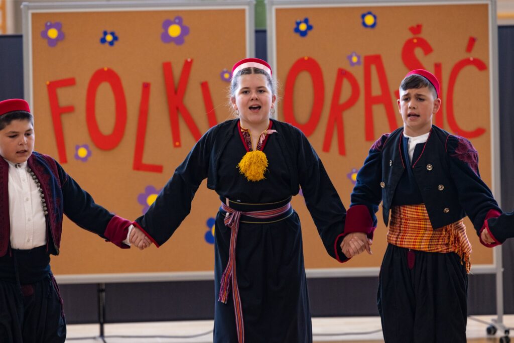 11. Folklorašić