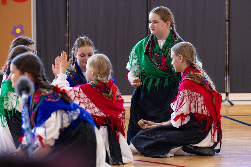 11. Folklorašić