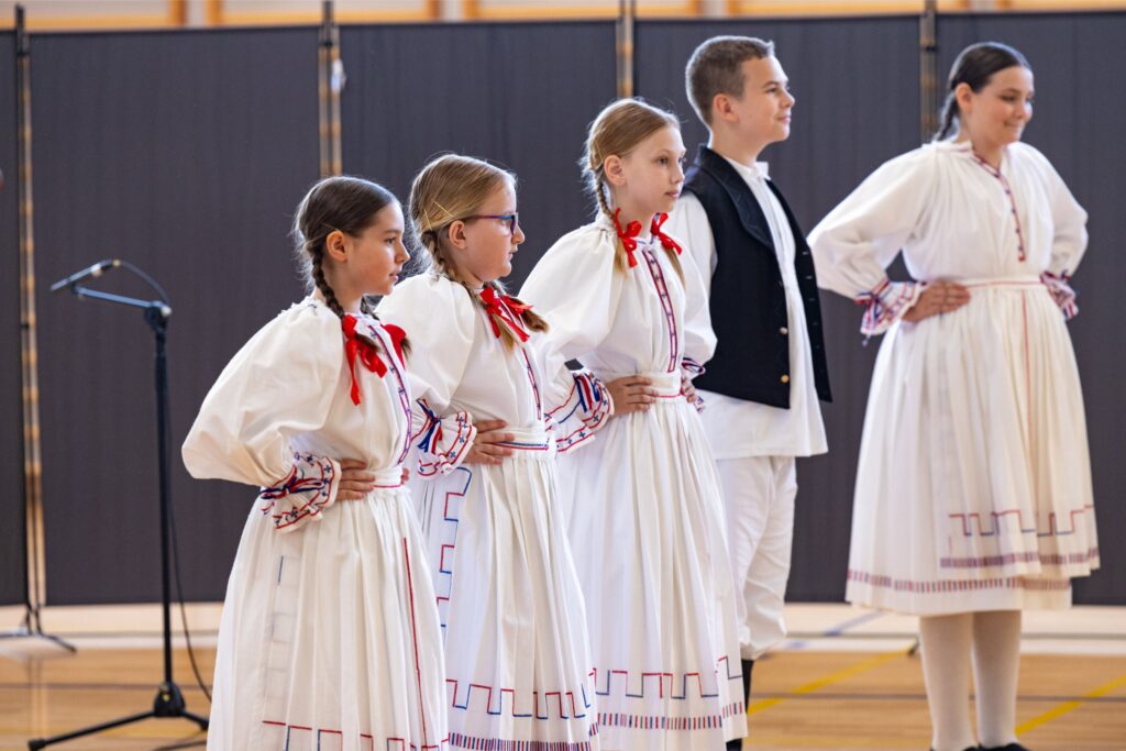 11. Folklorašić