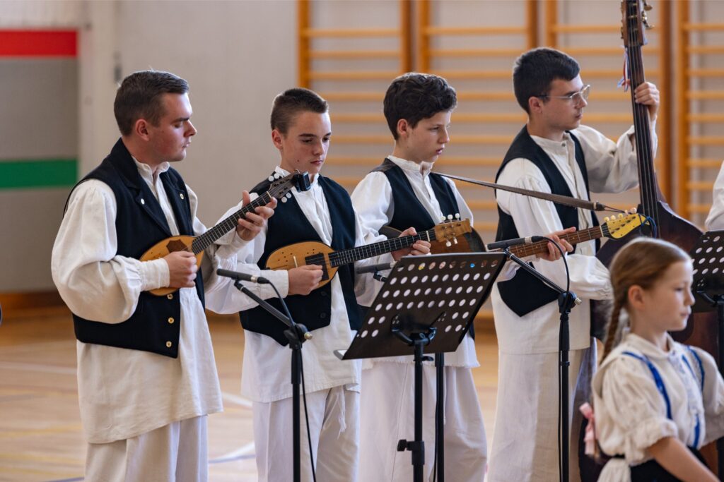 11. Folklorašić