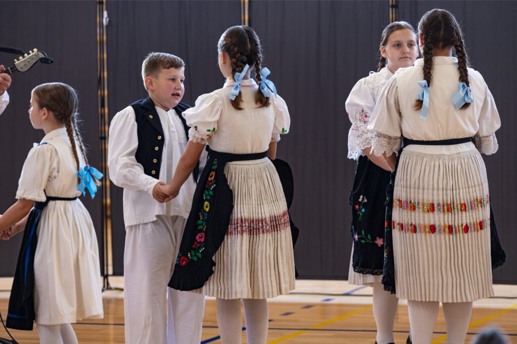 11. Folklorašić
