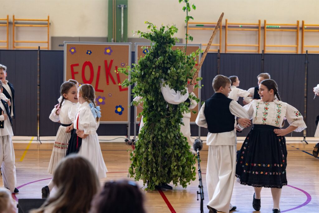 11. Folklorašić
