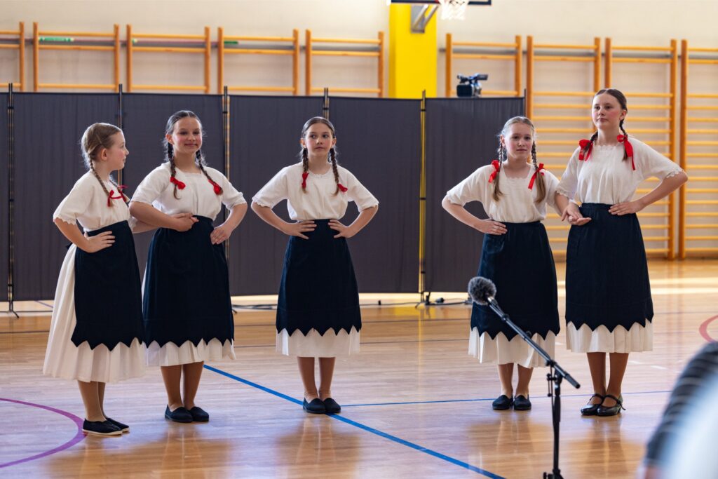 11. Folklorašić