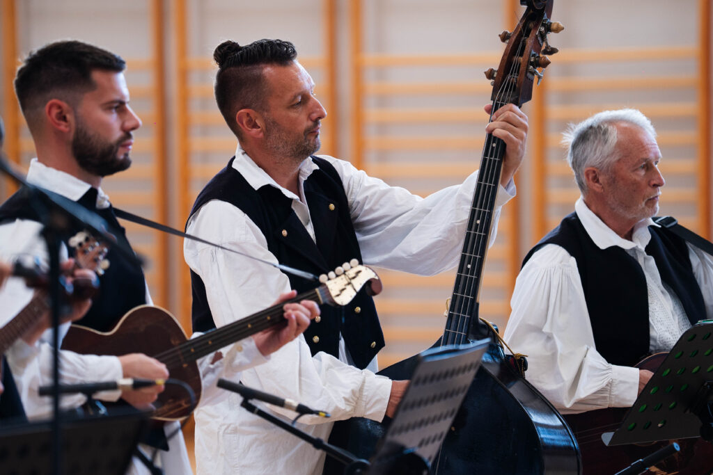 12. Folklorašić