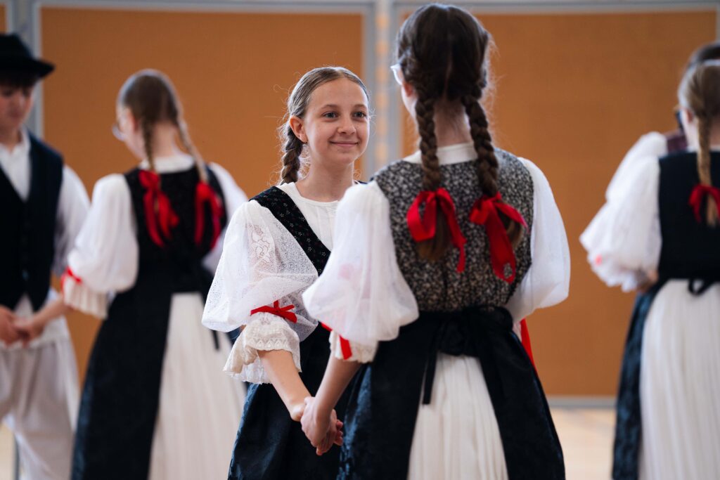 12. Folklorašić