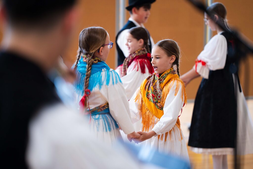 12. Folklorašić