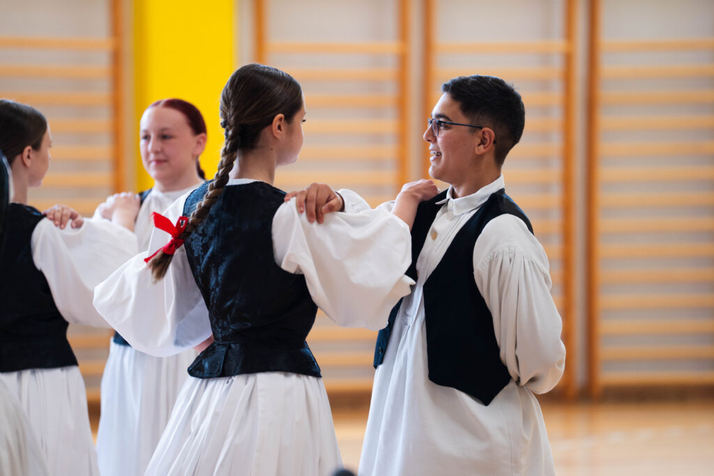 12. Folklorašić