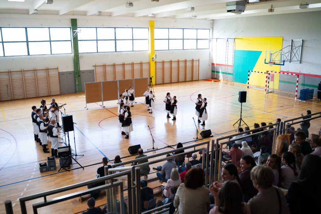 12. Folklorašić