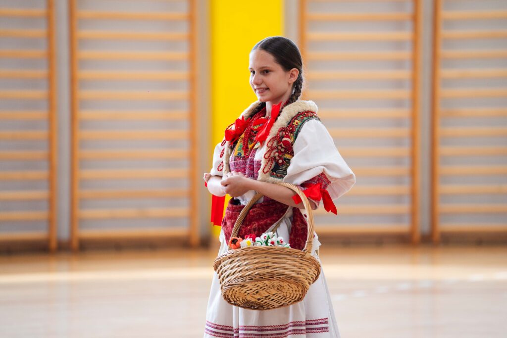 12. Folklorašić