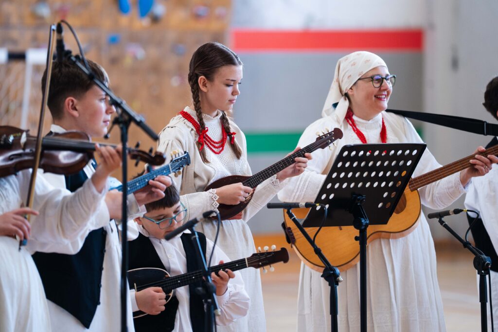 12. Folklorašić