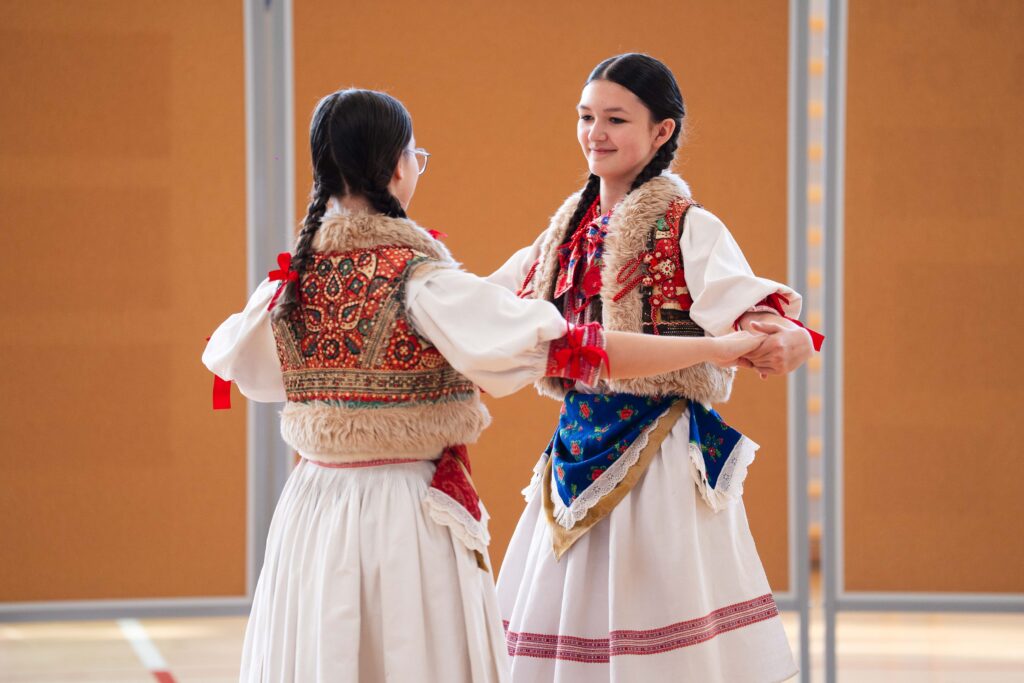 12. Folklorašić