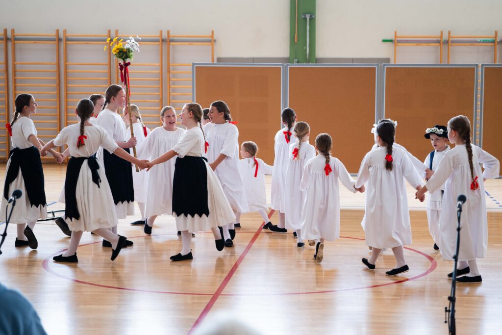 12. Folklorašić