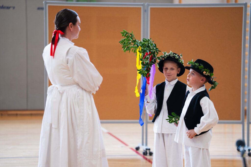 12. Folklorašić