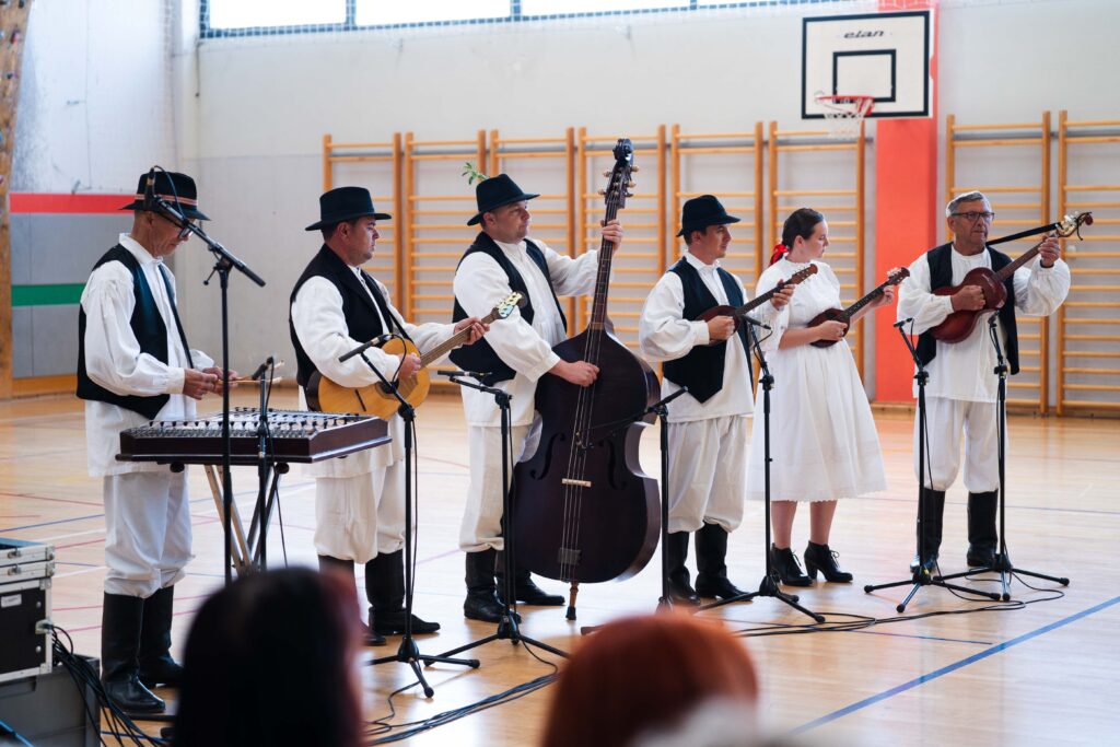 12. Folklorašić