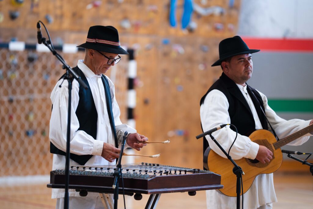 12. Folklorašić