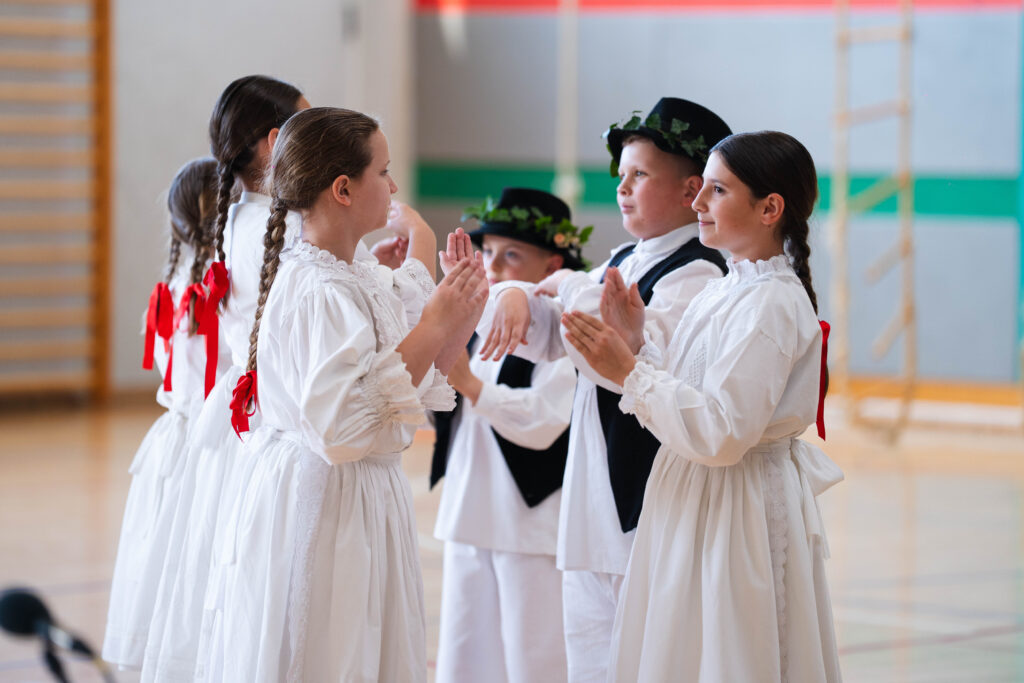 12. Folklorašić